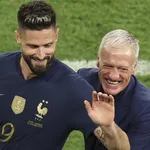 Equipe de France : Daniel Riolo croit toujours en la « chatte à Deschamps »