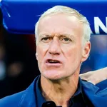 Equipe de France : le maillot pour le Mondial dévoilé, Deschamps va rappeler Giroud et Dembélé