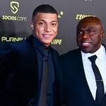 PSG, Equipe de France : le père de Mbappé a signé pour le Mondial au Qatar