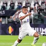 Equipe de France, PSG : le but ahurissant de Mbappé à  l’entraînement des Bleus !