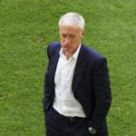 à?quipe de France : Riolo rejoint la meute et fracasse Deschamps