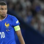 à?quipe de France : Rothen explose, Mbappé doit être destitué du capitanat !