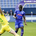 Le FC Nantes accroché à  Troyes, Angers tombe en Corse