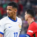 Euro 2024 : Ménès a identifié le nouveau taulier défensif de Deschamps
