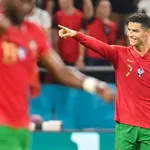 Euro : bientôt éjectée par Cristiano Ronaldo, cette légende du foot réagit