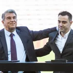 FC Barcelone : ça a déjà  chauffé entre Xavi et Laporta !