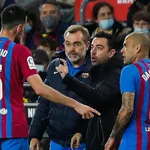 FC Barcelone : Alves dévoile une grande différence entre Guardiola et Xavi