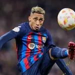 FC Barcelone : Raphinha fait le boulot face à  Valence à  la pause