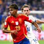 FC Barcelone : Lamine Yamal clôt la polémique avec Adrien Rabiot