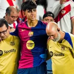 FC Barcelone : le geste classe de Laporta et Deco envers une pépite de la Masia