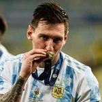 FC Barcelone – Mercato : 3 deals finalisés pour valider la prolongation de Messi ?