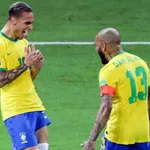 FC Barcelone – Mercato : Dani Alves a soufflé deux noms de recrues à  Laporta