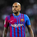 FC Barcelone – Mercato : Dani Alves officialise son départ… mais pas sa retraite