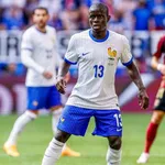 FC Barcelone Mercato : Deco relance Kanté, Flick veut ramener l’un de ses chouchous