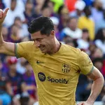 FC Barcelone – Mercato : le directeur sportif du Bayern Munich dézingue Lewandowski et Laporta