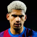 FC Barcelone – Mercato : le dossier Araujo bientôt débloqué ?