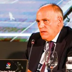 FC Barcelone – Mercato : les Blaugranas multiplient les pistes… mais attendent un geste de Javier Tebas