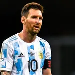 FC Barcelone – Mercato : Messi prolongé grâce à  son pire ennemi ?