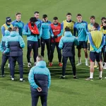 FC Barcelone – Mercato : Piqué pense que la Supercoupe sera un tournant pour Xavi et les Blaugranas