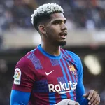 FC Barcelone – Mercato : un autre joueur que Dembélé refuse de prolonger, le PSG prêt à sauter sur l’occasion ?