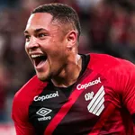 FC Barcelone – Mercato : un premier contretemps avec Vitor Roque ?