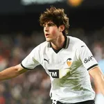 FC Barcelone – Mercato : une nouvelle piste pour le poste de pivot, le Real Madrid aussi sur le coup