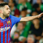 FC Barcelone – Mercato : une piste pour succéder à  Jordi Alba échappe au Barça