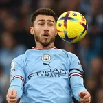 FC Barcelone – Mercato : Xavi a deux options pour son futur Piqué