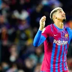 FC Barcelone – Mercato : Xavi attaqué sur un défenseur, le Real n’est pas la principale menace