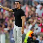FC Barcelone &ndash; Mercato : Xavi justifie les choix Bellerin et Alonso