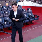 FC Barcelone – Mercato : Xavi sacrifie une recrue de Koeman et a tranché pour Pogba