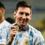 FC Barcelone : Messi critiqué par un partisan de Ronaldo après son plus grand triomphe !