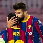 FC Barcelone : Messi et Piqué chambrent une légende du Real Madrid