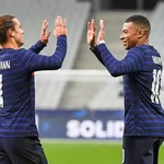 FC Barcelone, PSG : Darmanin reprend encore Mbappé et Griezmann de volée