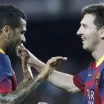 FC Barcelone, PSG – Mercato : Dani Alves fait un appel du pied à  Messi