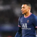 FC Barcelone, PSG – Mercato : Laporta invité à  oublier Haaland pour Mbappé