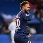 FC Barcelone, PSG – Mercato : Leonardo laisse une chance inespérée à Messi pour Neymar