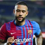 FC Barcelone, PSG – Mercato : Memphis Depay croit déjà  au retour de Messi au Barça