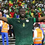 FC Barcelone, PSG – Mercato : Xavi déboule sur le champion d'Afrique rêvé de Leonardo