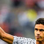 FC Barcelone, PSG, Real Madrid – Mercato : la date de la signature de Messi fixée, ça chauffe pour Varane