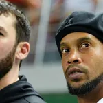 FC Barcelone, PSG : Ronaldinho victime de son frère ?