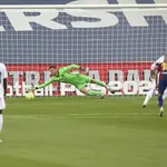FC Barcelone &ndash; Real Madrid (1-3) : le penalty de Ramos déchaîne les polémiques, Riolo bondit sur le VAR