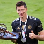 FC Barcelone, Real Madrid : l’Euro fait les gros titres, Depay au Barça et Lewandowski au Real aussi !