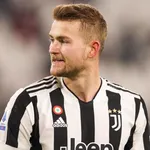 FC Barcelone, Real Madrid, PSG – Mercato : De Ligt répond à la bombe lâchée par Raiola sur son avenir