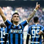 FC Barcelone : son homme fait rêver le Barça, Madame Lautaro Martinez rend fou la toile