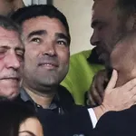 FC Barcelone : une affaire embarassante plombe le retour de Deco au Barça