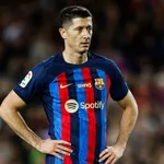 FC Barcelone : Xavi a pris Lewandowski entre quat-z-yeux