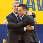 FC Barcelone : Xavi fait une demande à Laporta pour le mercato estival