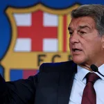FC Barcelone : Xavi pète déjà un plomb, Laporta invectivé !