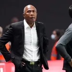 FC Nantes : Kombouaré reste calme mais le vestiaire s’inquiète de la fin du Mercato